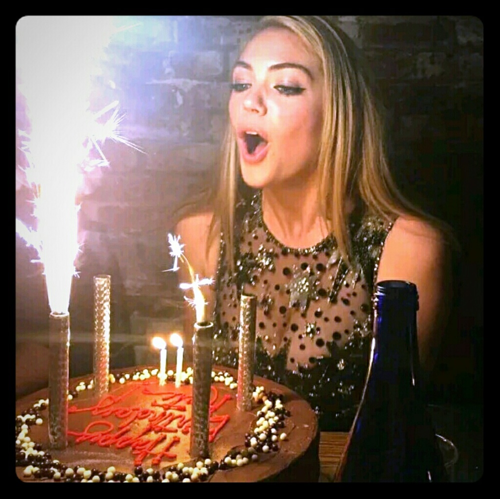 16 Sparkling Candles for Birthday Wedding Occasion